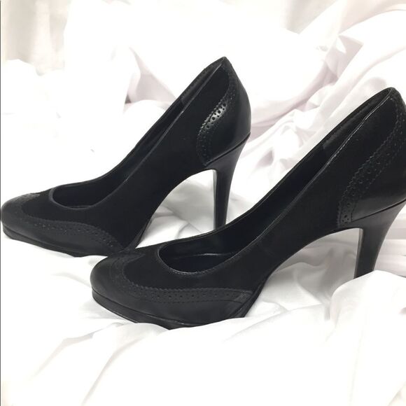 Lauren Ralph Lauren Black Suede and Leather Heels 7B - Picture 7 of 8
